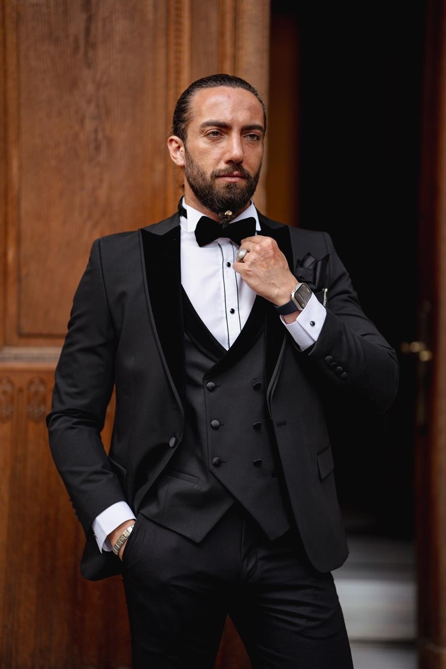 Special Design Velvet Collar Tuxedo