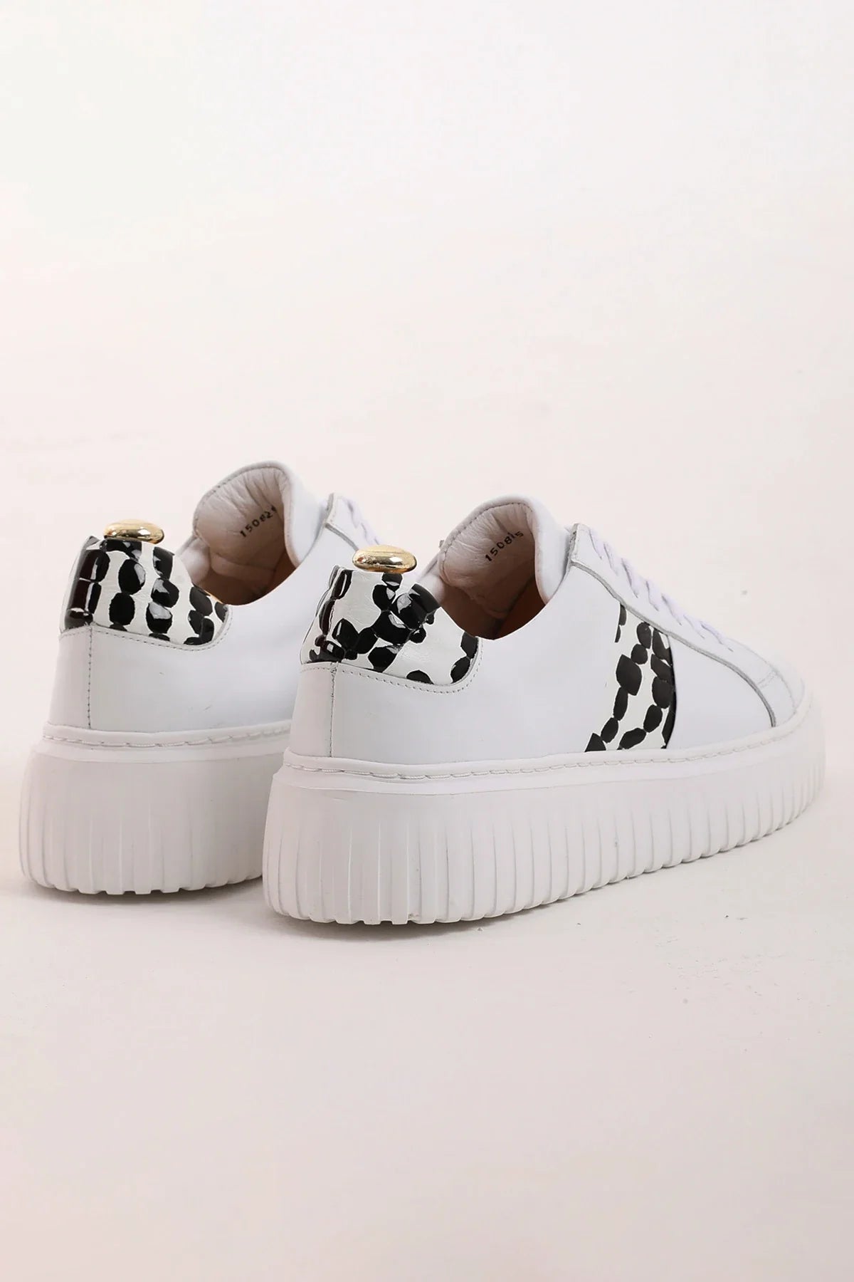 Melrk White Sneakers