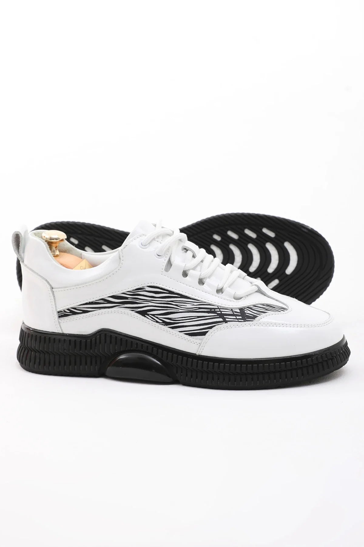 White Virok Sneakers